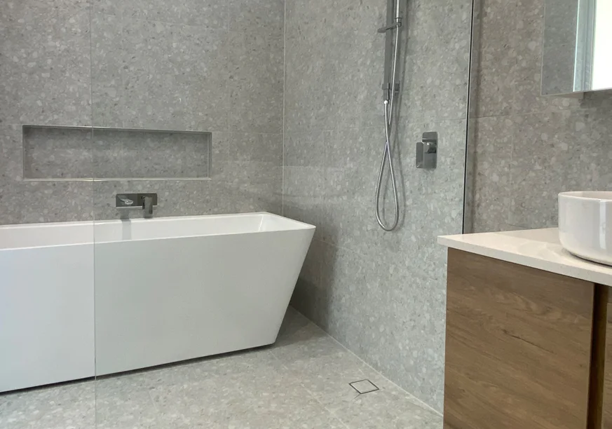 Vanity and stone benchtop